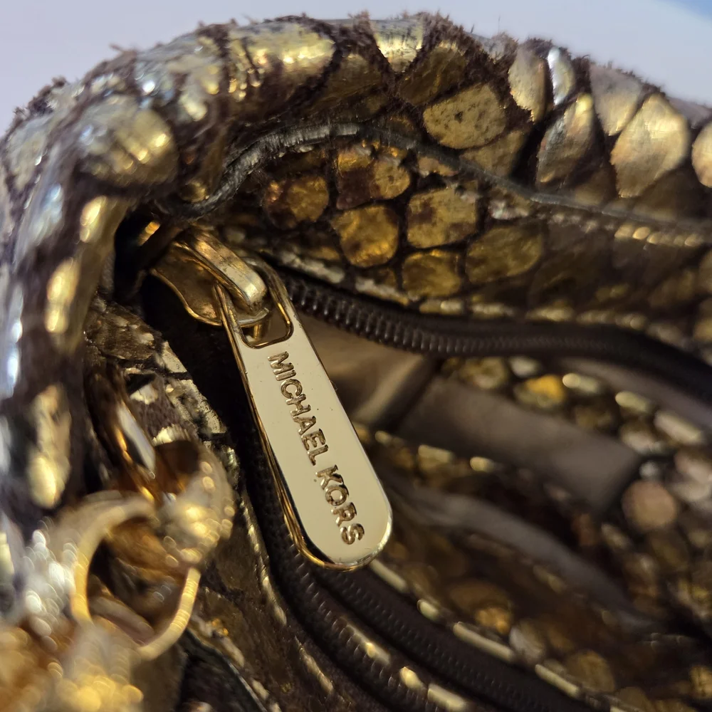 Michael Kors Metallic Snakeskin-Effect Gold Dark Undertone - Picture 5 of 16